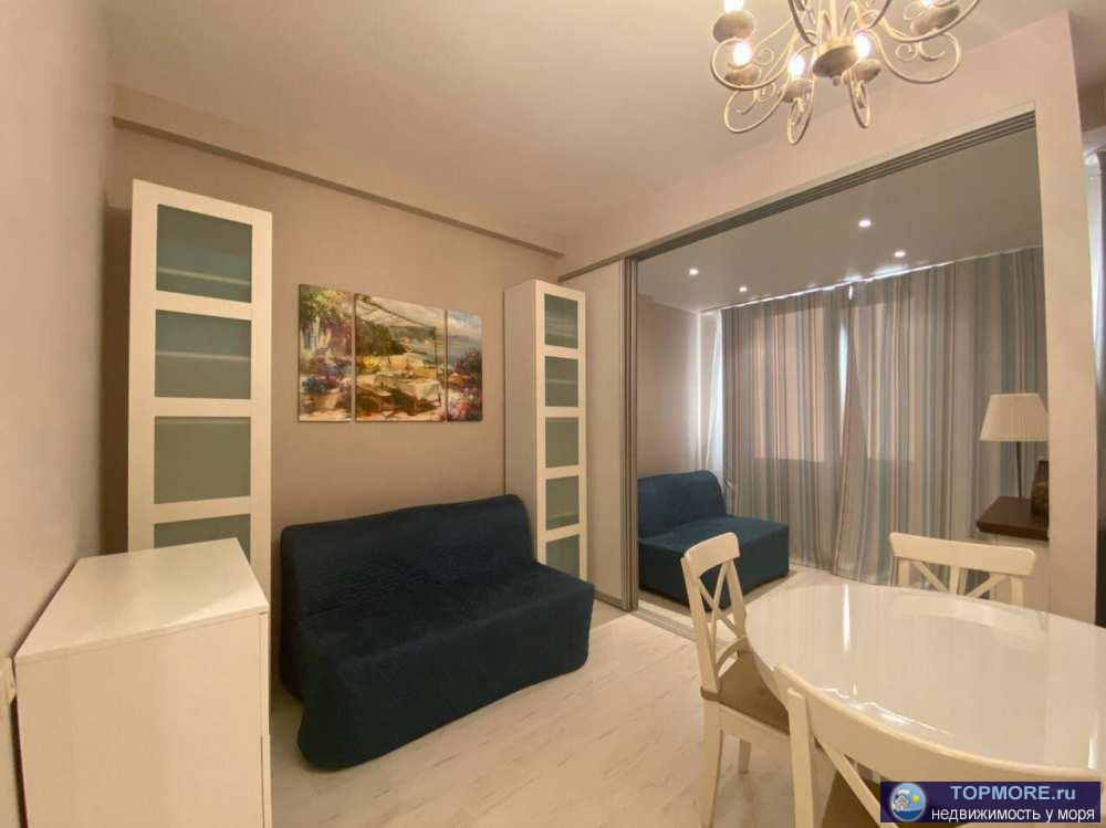 Продается квартира в Сочи в 300 м от моря: полностью меблирована, в наличии вся необходимая техника (встроенная... - 1
