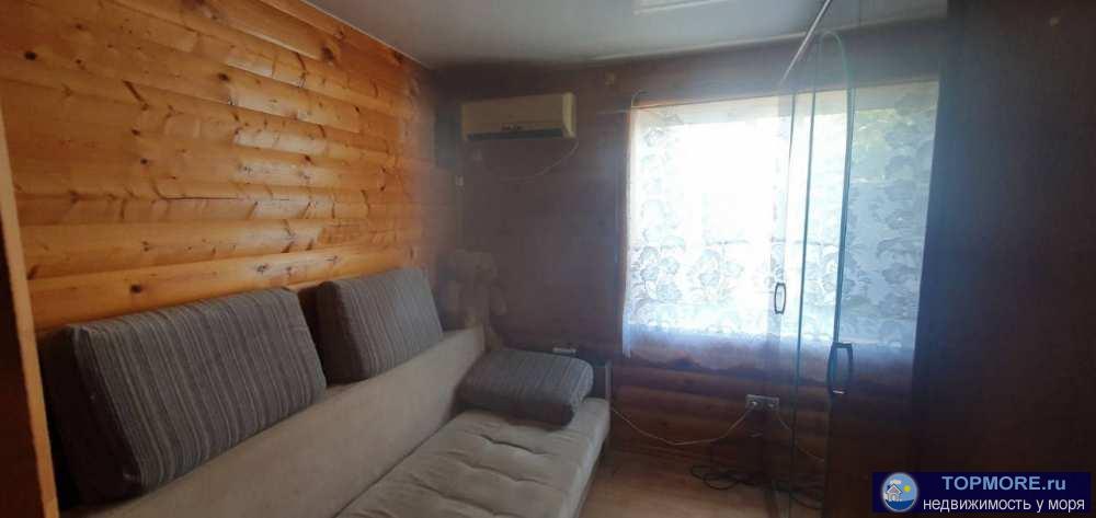 Квартира в частном доме, отличное месторасположение, остановка Сельсовет(3минуты), в квартире 2 жилые комнаты, кухня... - 2