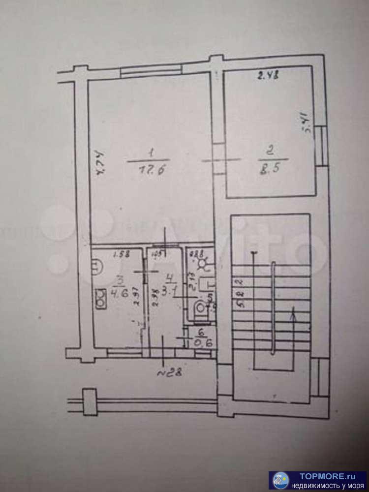 Двухкомнатная квартира (комнаты 17,6 и 8,5 м²) на втором этаже 4-этажного дома в самом центре района Гагарина...