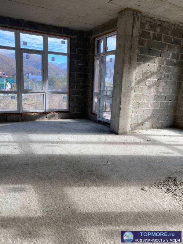 Продаю шикарную квартиру с видом на горные вершины в Эсто-Садке. Закрытая придомовая территория со своим паркингом,... - 2