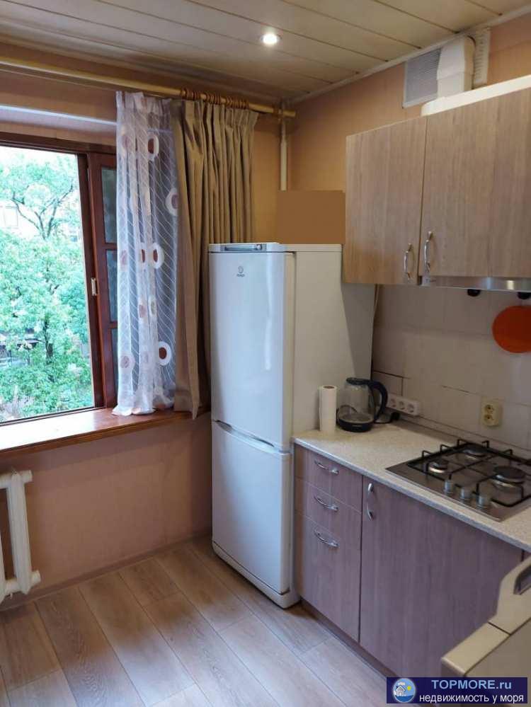 Продажа / Квартиры, Сочи, улица Роз, 7 800 000 р. Продам квартиру в самом центре г. Сочи.Квартира с ремонтом, есть лоджия. В квартире остается мебель и техника.... - 1