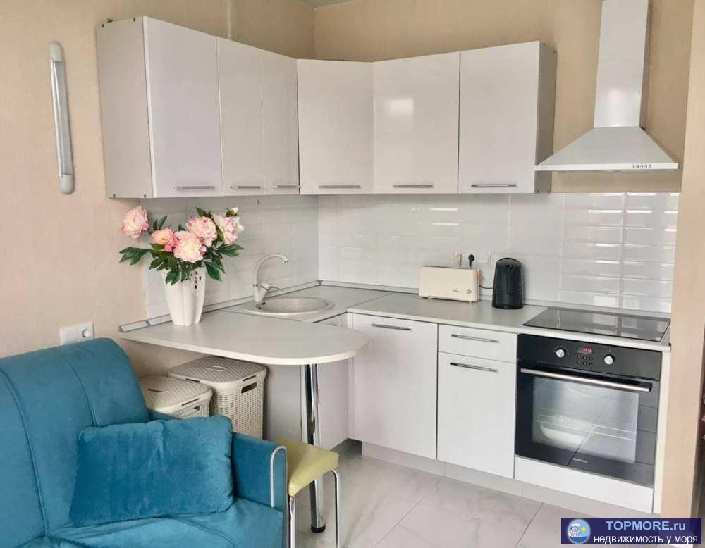 Предлагается к продаже квартира студия 21 кв.м. с ремонтом, мебелью и техникой в районе Соболевки на 3-этаже.