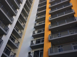 Продам совмещенную квартиру в новом современном комплексе в мкр!До...