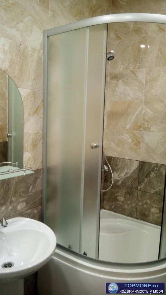 продаю квартиру в новом жилом комплексе полностью заселен в квартире новая меель и ремонт, все остается новому...