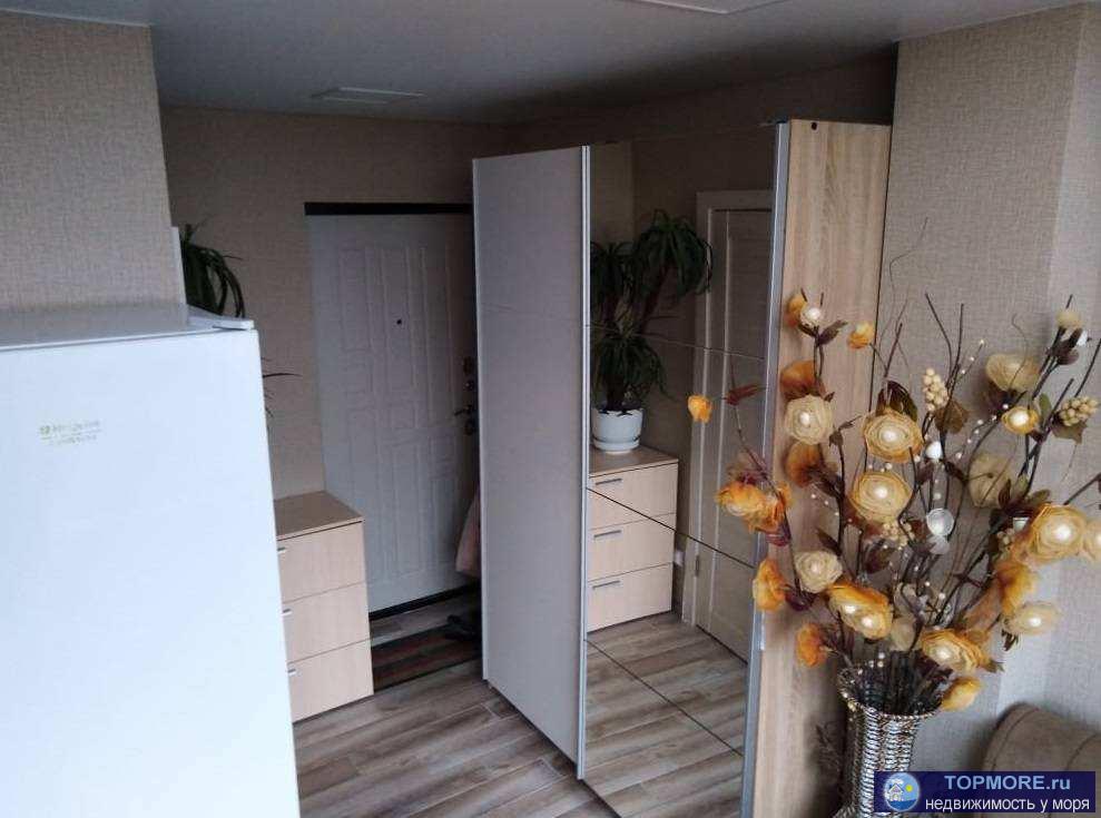 Очень уютная двухуровневая квартира с новыми ремонтом, мебелью и техникой в хорошем доме. тихий уютный район, окна во...