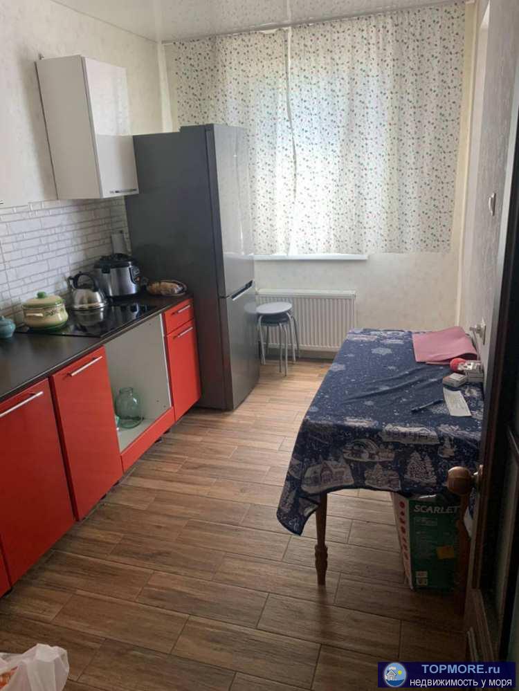 Продаётся 3-комн. квартира с ремонтом, мебелью и техникой в Адлере,(кроме телевизора).В квартире выполнен... - 2