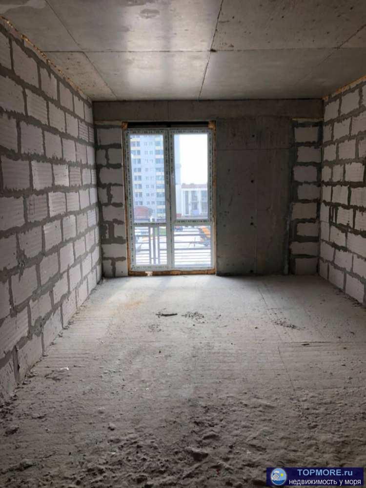 Срочно продаётся большая студия в 500 метров от моря,  с предчистовой подготовкой под отделку,  в комплексе  с...