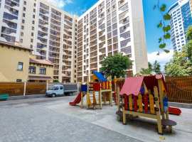 Квартира свободной планировки в центре Сочи. Многоквартирный жилой...