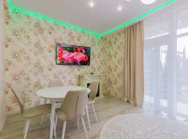 Продаю квартиру в центре города Сочи.Интересная планировка,...