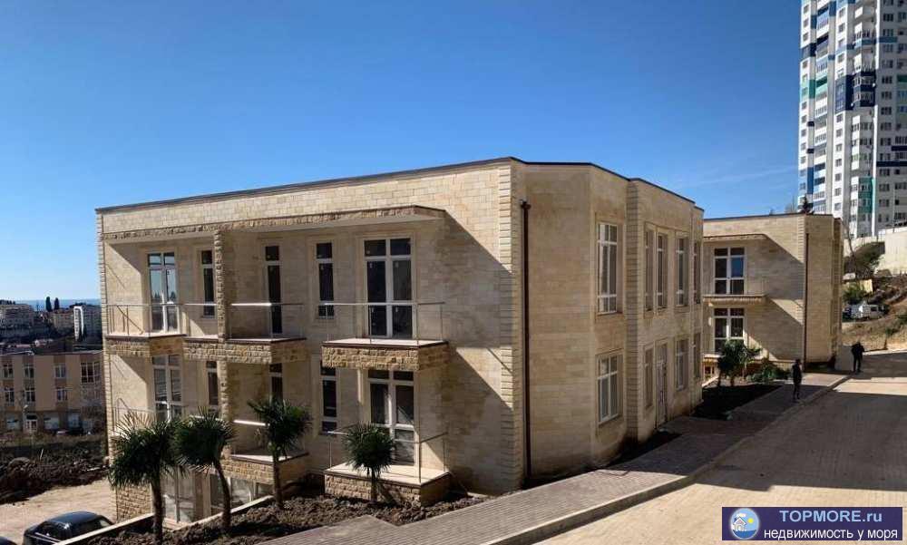 Продаю 1-ую квартиру 38 кв.м. без ремонта.Закрытая охраняемая территория.Развитая инфраструктура все в шаговой... - 1