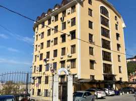 Сочи, Центральный район, микрорайон Донская. Продаётся 2-комнатная...