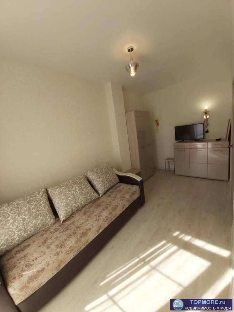 Продаю Квартиру с ремонтом у самого моря , заходи и живи . Закрытая придомовая теретория , парковка, детская площадка... - 2