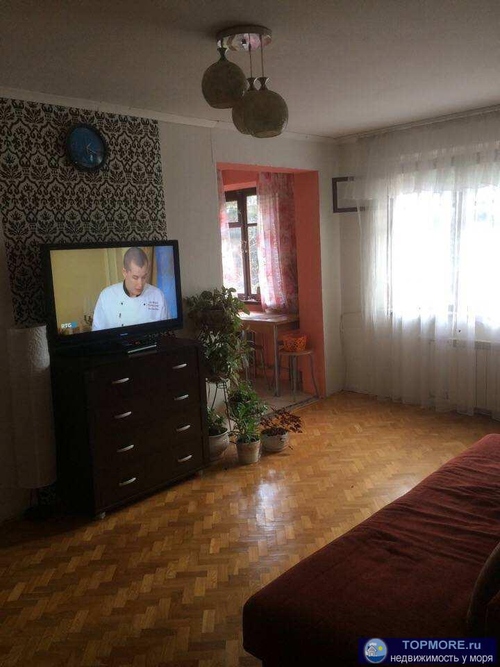 Продаётся квартира с ремонтм и мебелью.Документы готовы к сделке.И в подарок гараж на придомовой территории.Звоните! - 2