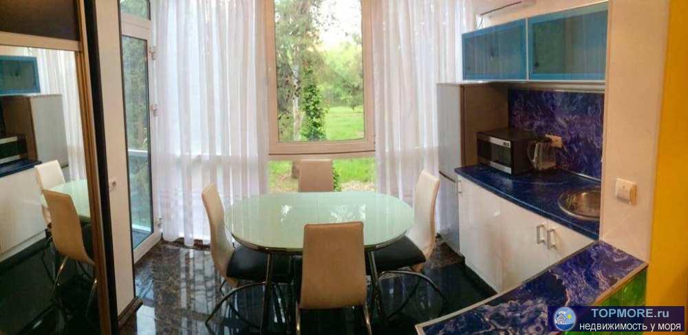 Продаю квартиру идеально подходящую под сдачу, в самом центре Курортного Городка Сочи(Адлер). Квартира полностью... - 1