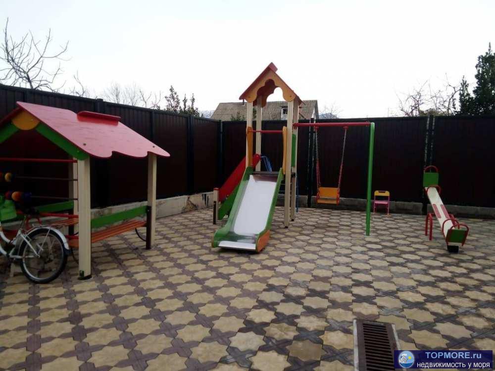 Продается студия в районе Веселое. Квартира правильной формы, с двумя окнами, хорошо планируется. Окна выходят на...