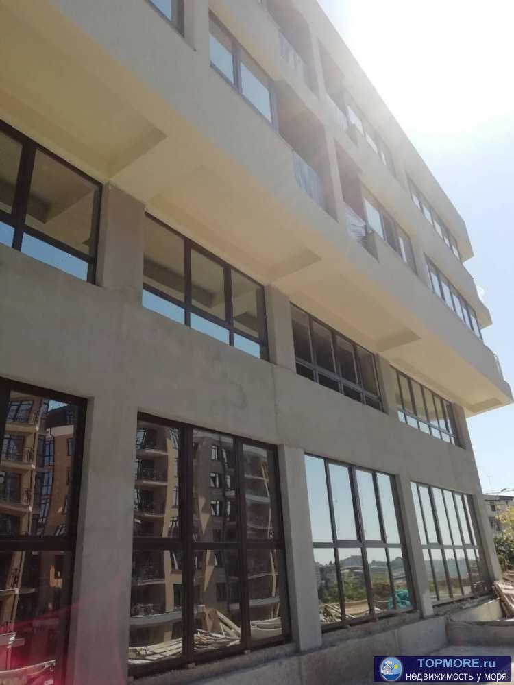 В продаже шикарная двухкомнатная квартира 81 м2 расположенная в клубном доме бизнес-класса.Большая площадь и... - 2