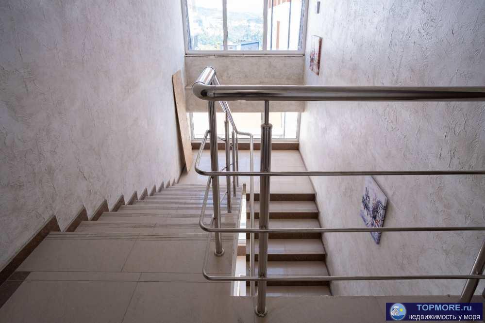 Квартира с видом на море! Два окна и балкон позволяют создат хорошую планировку. Жилой комплекс комфорт класса со... - 2