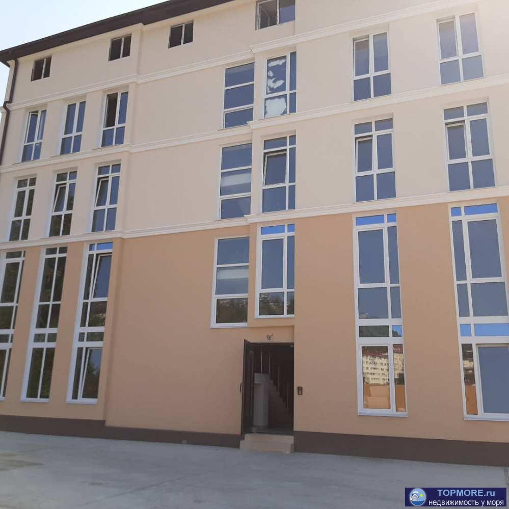 Продаю квартиру в доме комфорт класса. Все коммуникации центральные. Рядом остановка общественного транспорта,... - 1