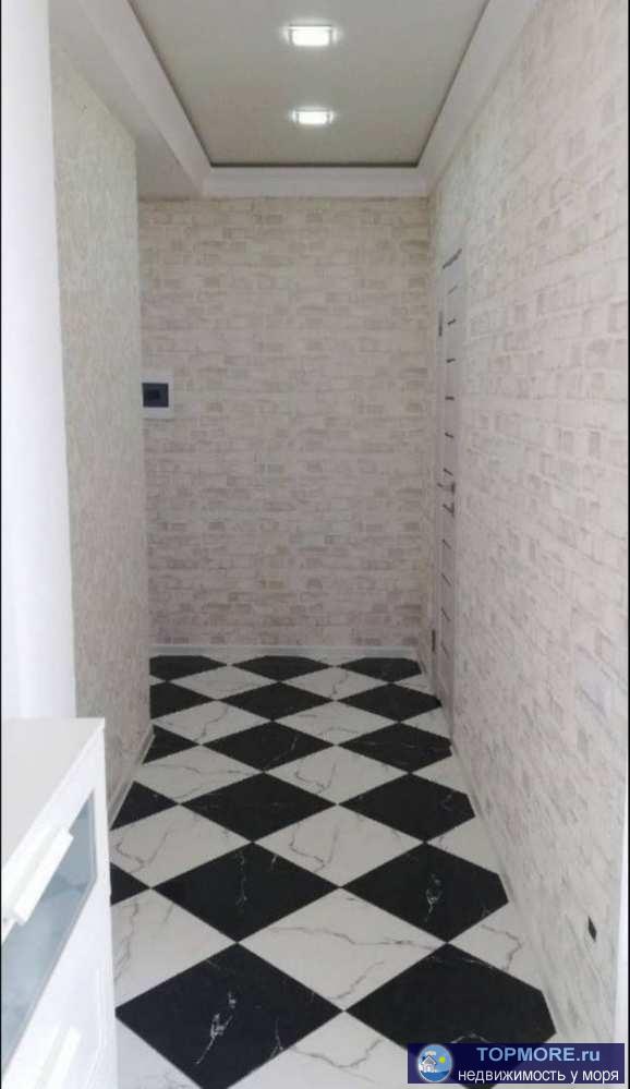 Продаётся замечательная квартира 36м на 8 этаже с шикарным видом на море. В квартире выполнен новый дорогой ремонт,... - 2