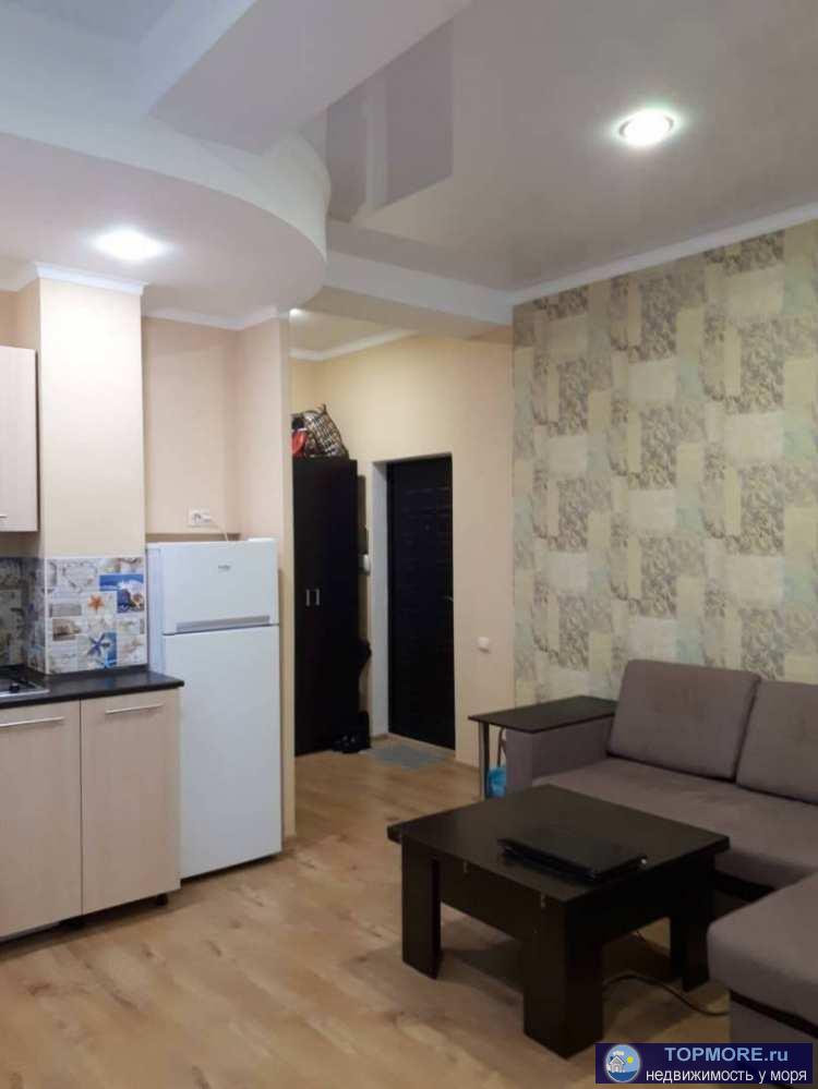 Продаётся отличная квартира 28м на 4 этаже в центральном районе города Сочи. В квартире выполнен новый ремонт, мебель... - 2