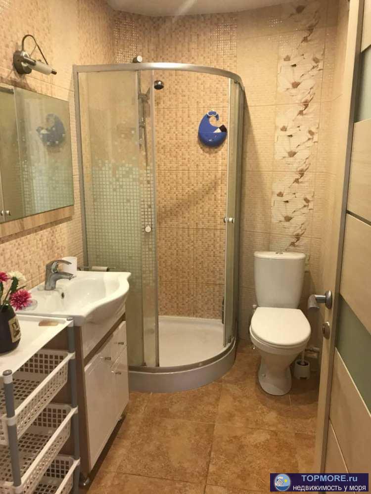 Продается однокомнатная квартира с кухней - гостиной, в жк Монтекарло. Статус квартира. Сделан хороший ремонт,...