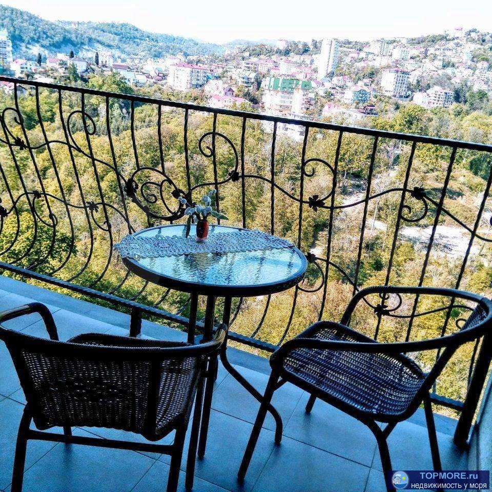 Продаю студию в жк Романовский-5 с шикарным видом на море, горы, лесопарк. Красивейшие закаты! Качественный ремонт,...