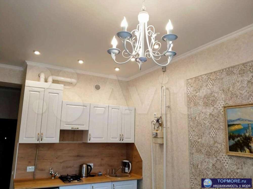 Продаю студию в жк Романовский-5 с шикарным видом на море, горы, лесопарк. Красивейшие закаты! Качественный ремонт,... - 2