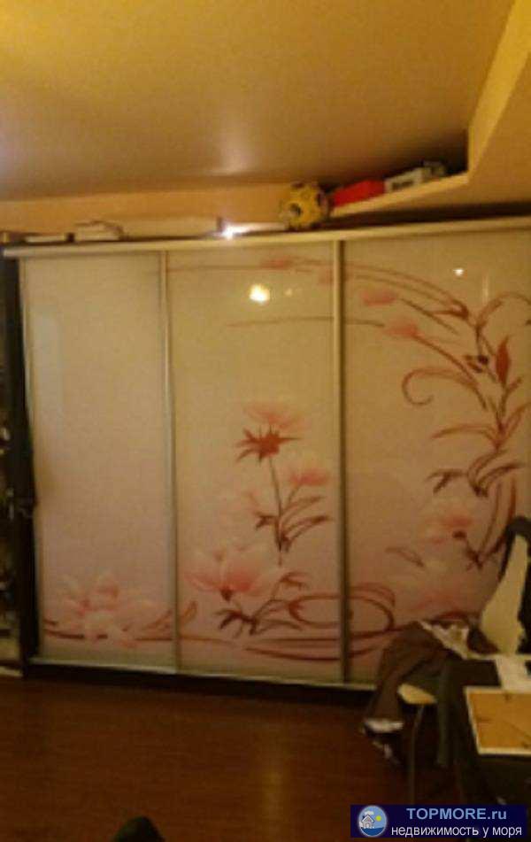 Продается 1 комнатная квартира. В квартире сделан ремонт. Мебель, техника остается при продаже. Звоните! Оперативный... - 1