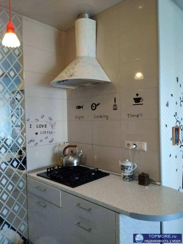 Просторная 3х комнатная квартира с хорошим ремонтом, видом на море и Мамайский лесопарк. Все  3 комнаты раздельные и... - 2