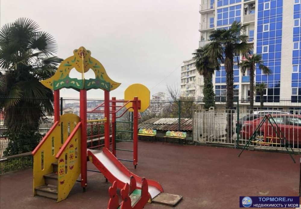 Квартира-студия со второй комнатой (была детская ) . В квартире теплый пол, газовый котел. Остаёся новый холодильник,...