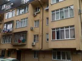 Продам студию с мебелью и бытовой техникой. В квартире остается...