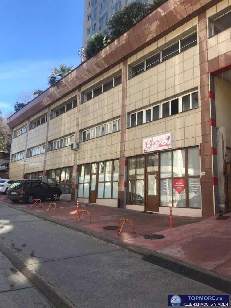 Квартира в пешей доступности от моря. Ровное место. Хороший дом с лифтом.  - 1