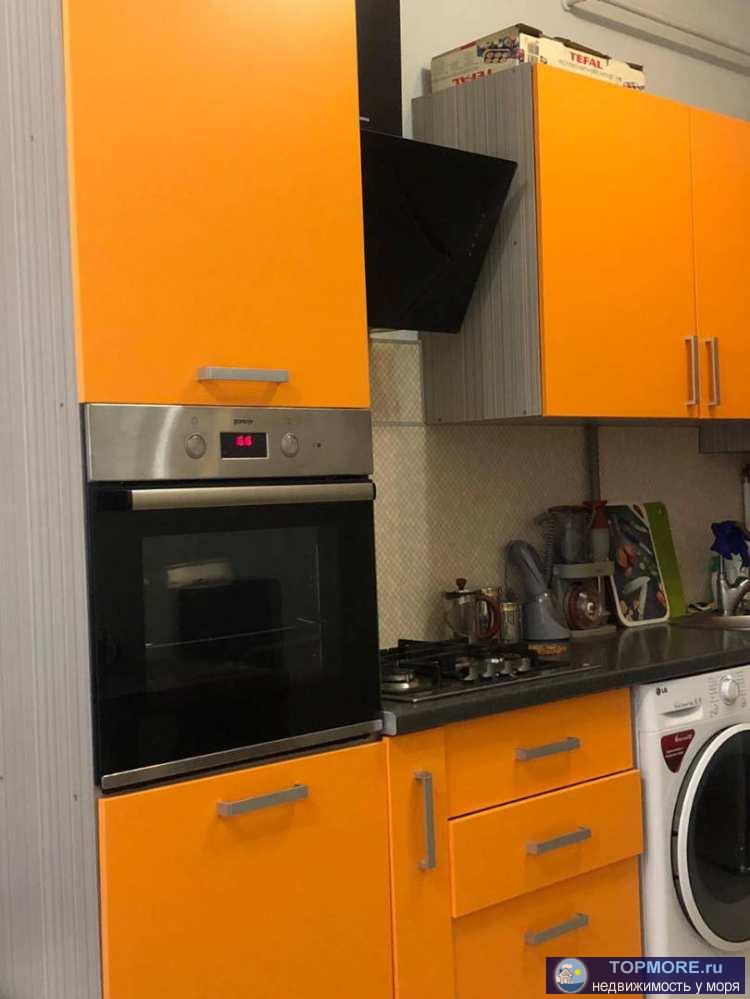 Продается просторная, светлая квартира в районе Светлана. Уникальность этого района в том, что он находится рядом с... - 1