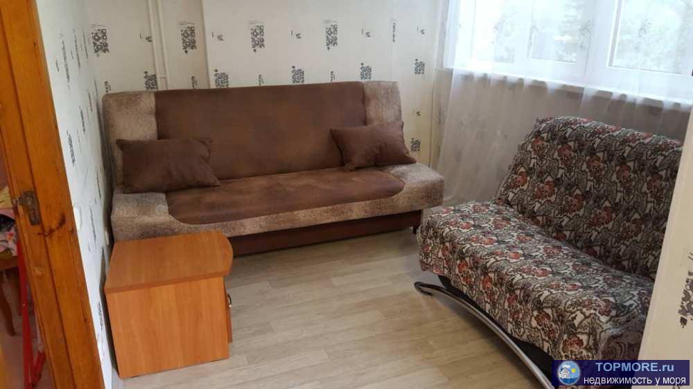 Продаю уютную квартиру в районе Светлана. Квартира расположена в доме с удобной локацией - Ирис-Деко, дизайн-студия...