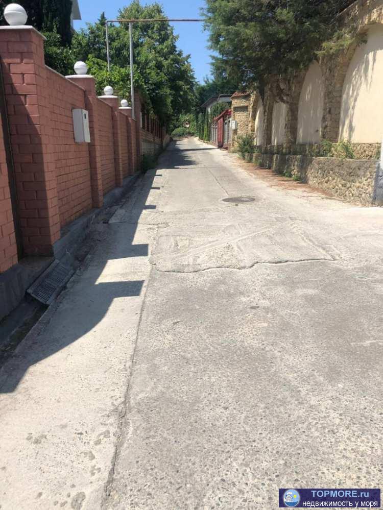 Квартира в тихом спокойнм месте. Полноценная двухкомнатная квартира с предчистовой отделкой. Боковой вид на море. Все...