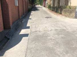 Квартира в тихом спокойнм месте. Полноценная двухкомнатная квартира...