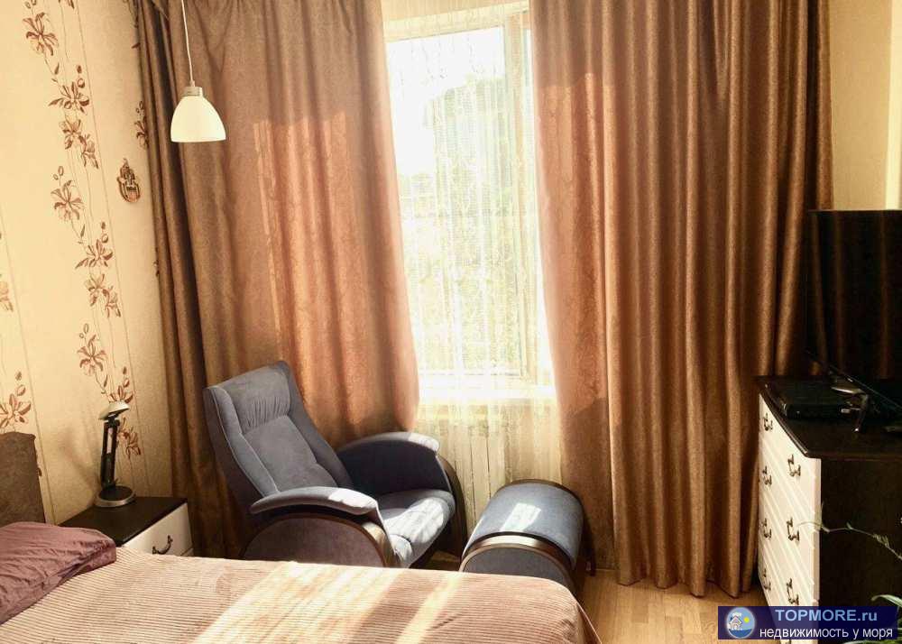 Квартира с хорошим ремонтом. Потрясающий вид из окнаДо остановки 5 минут. Рядом много магазинов, кафе.Экологически... - 1