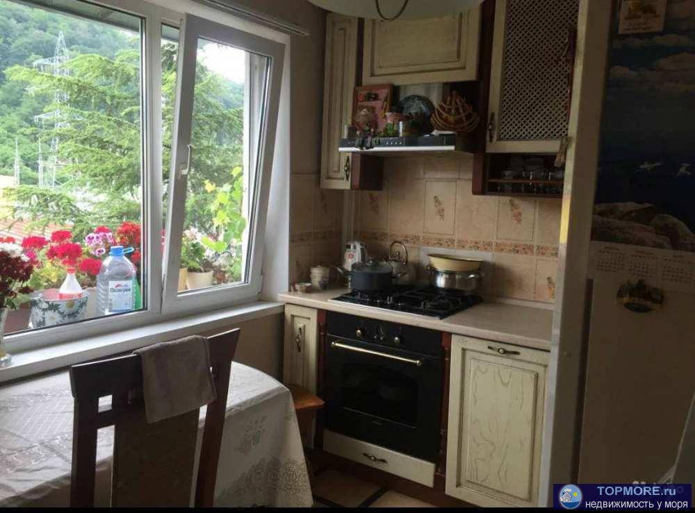 Продается квартира двухкомнатная,в тихом районе поселка Дагомыс.В шаговой доступности находятся... - 2