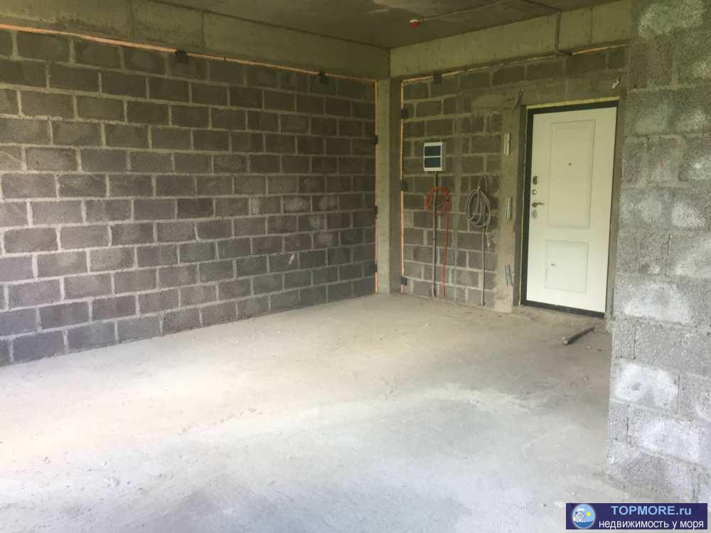 Однокомнатная квартира в доме бизнес класса , закрытая территория, парковка, детская и спортивные площадки, магазины,...