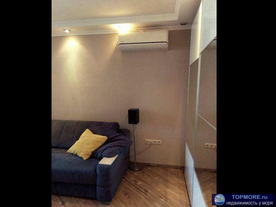 Продаю, дом монолит, чистый подъезд, дом находится в самой жилой части дагомыса, все!Рядом аптеки, магазины, детские... - 1