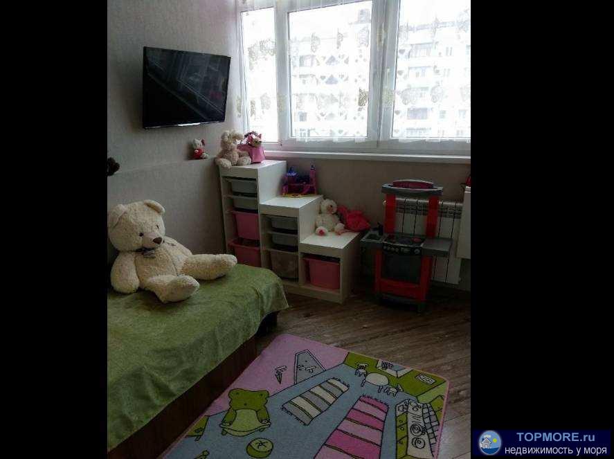 Продаю, дом монолит, чистый подъезд, дом находится в самой жилой части дагомыса, все!Рядом аптеки, магазины, детские... - 2