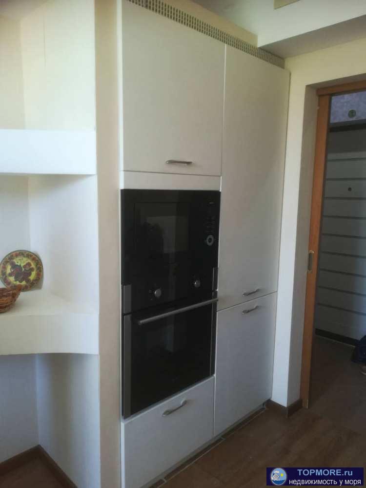  Продам отличную двухкомнатную квартиру в 650 метрах от моря. Квартира находится по адресу: ул.Ленина, 288. Статус -... - 2