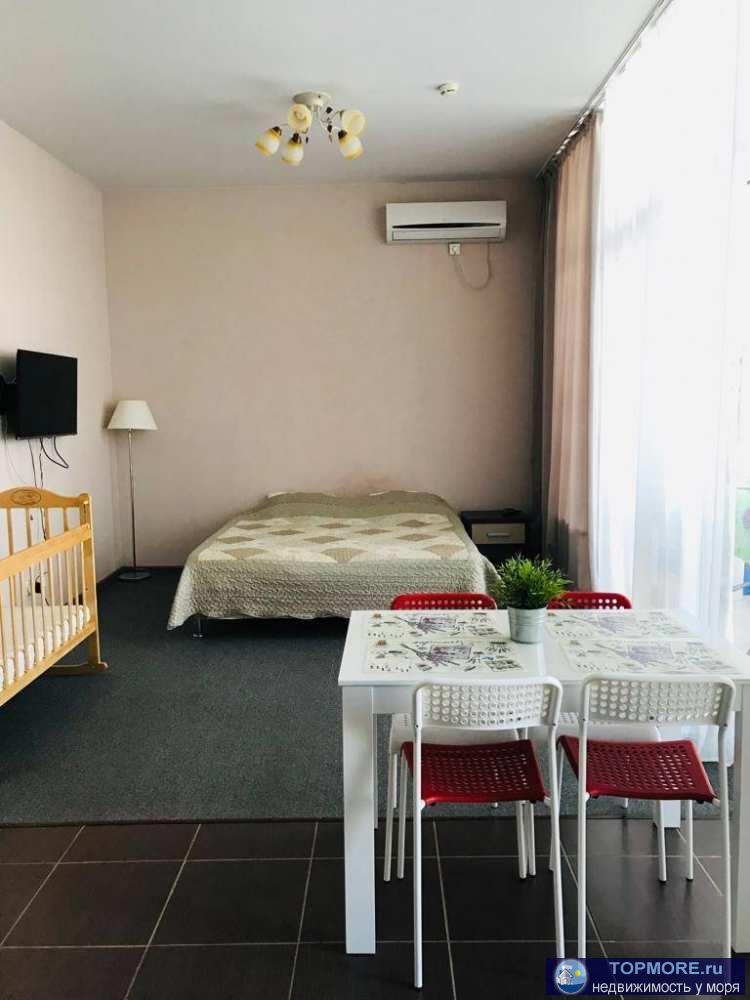 Отличная квартира элит-класса. Вся мебель остается. до моря меньше 500 м. Закрытая территория.  - 2