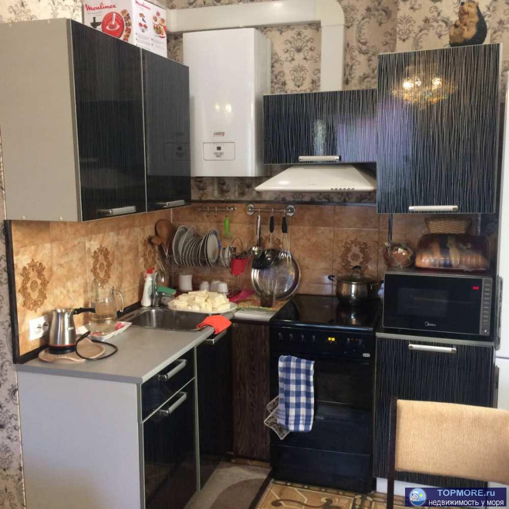 Продается уютная двухкомнатная на 4 этаже 6 этажного дома квартира.Сделан качественный ремонт, мебель. Проходят любые...