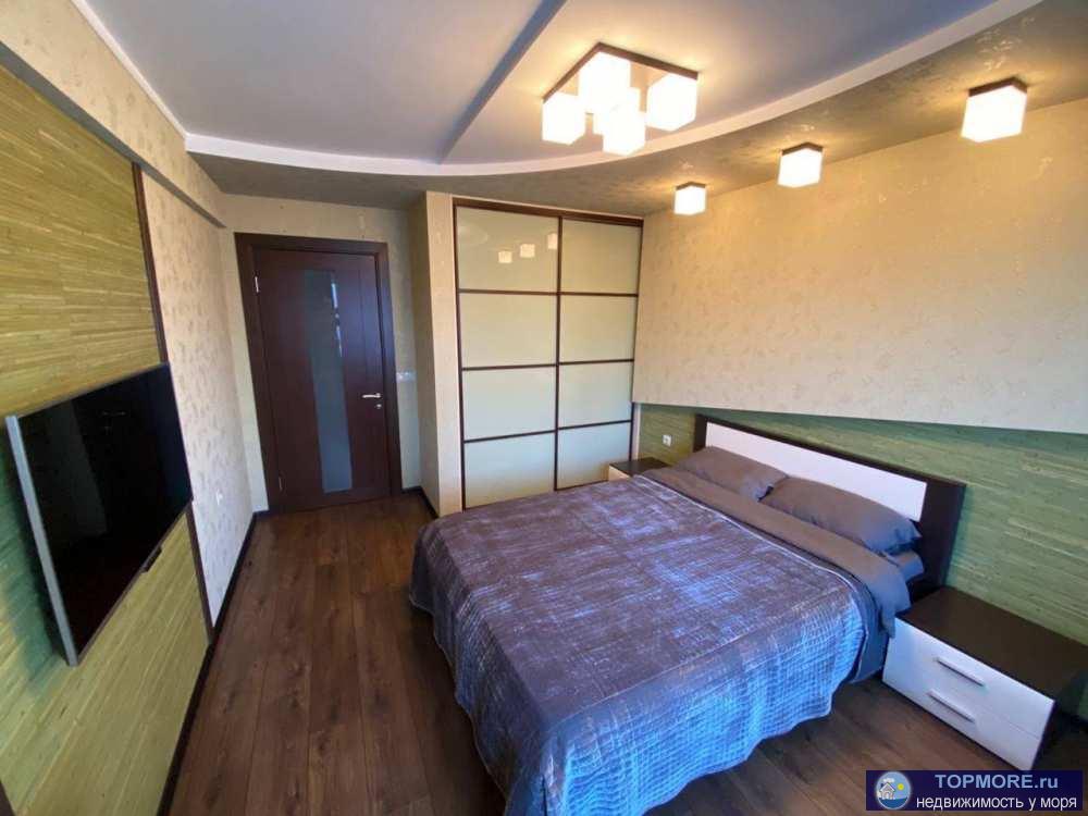 Квартира реальная, фото реальные!-Продаю 3-комнатную квартиру в самом центре города Сочи на ул. Роз:- площадь 70,8...