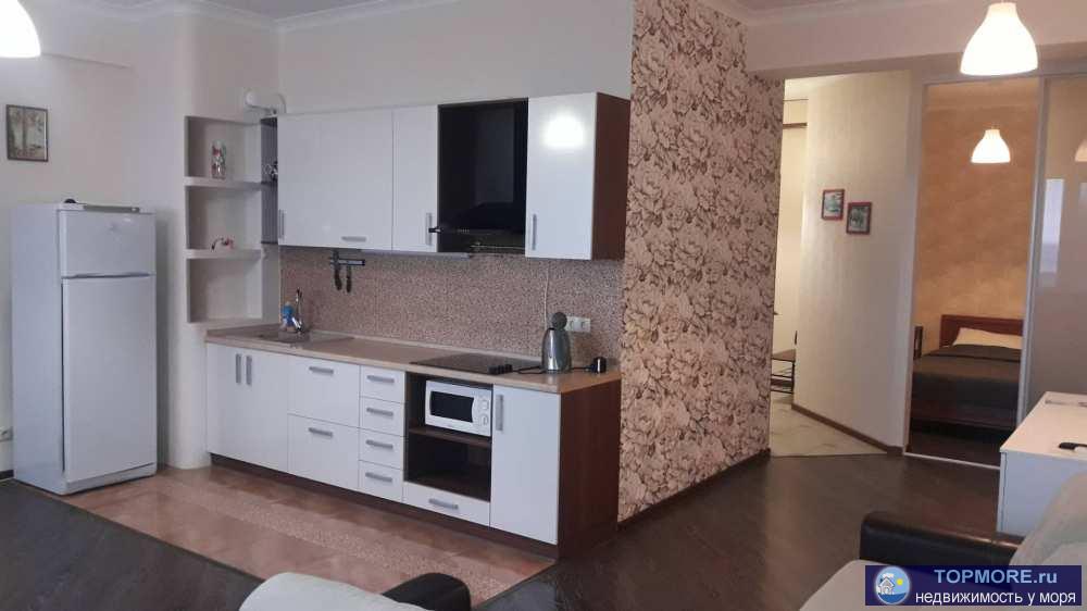 Продам просторную квартиру в новом жилищном комплексе.В квартире очень хороший ремонт.Делали для себя,продумали все...