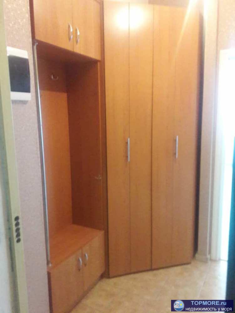    Продаю светлую и уютную квартиру с новым ремонтом в спальном районе. Из окон квартиры открывается шикарный вид на... - 2