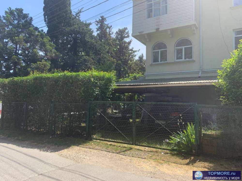 Продается 3-комнатная квартира 70 кв.м. в очень тихом, уютном месте.  Выполнен качественный ремонт. Высота потолков 3...