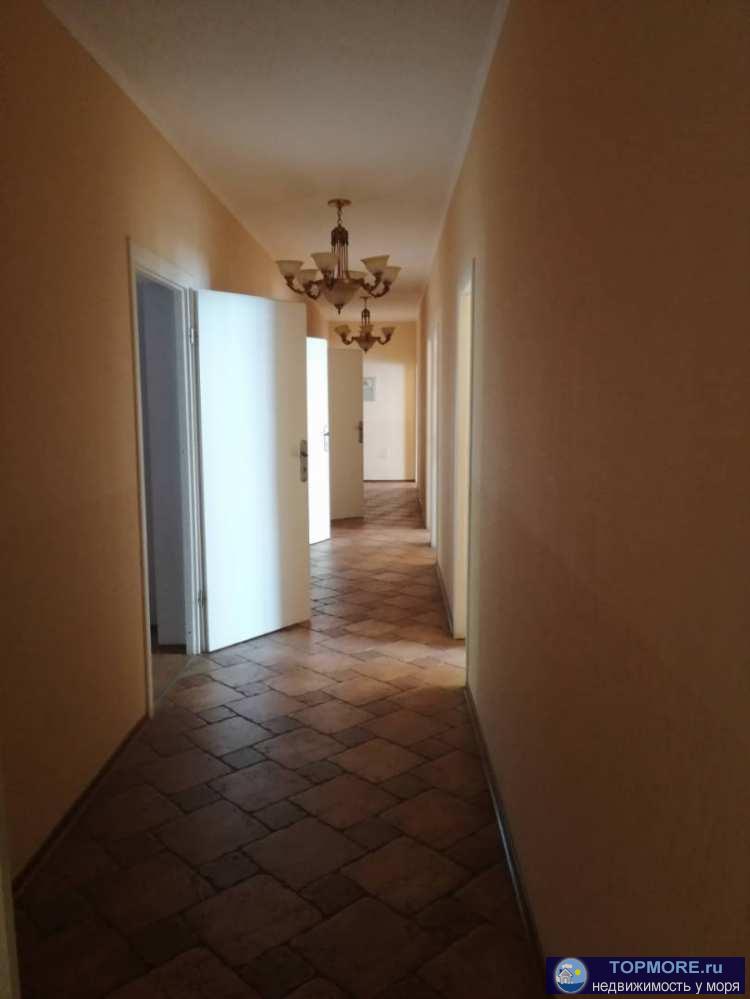 Продам апартаменты площадью 22,5 кв.м. в Лоо в непосредственной близости с морем (20 метров) и видом на море.  Дом... - 2