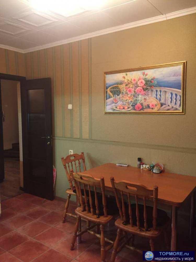 Продается просторная двухуровневая квартира в самом центре Дагомыса. Площадь 103 м. кв. Три изолированные комнаты,... - 1